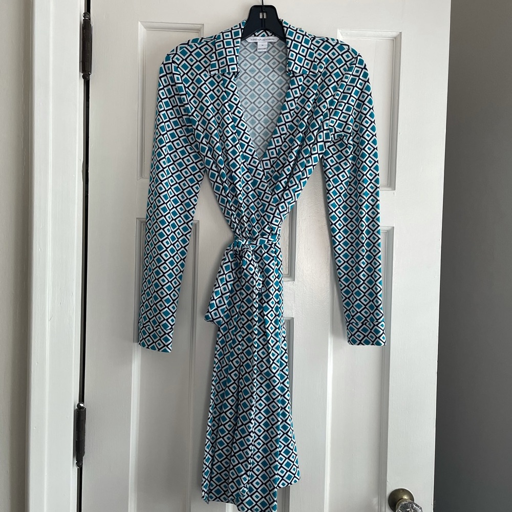 DVF “New Jeanne Two” Geometric WrapDress Worn once